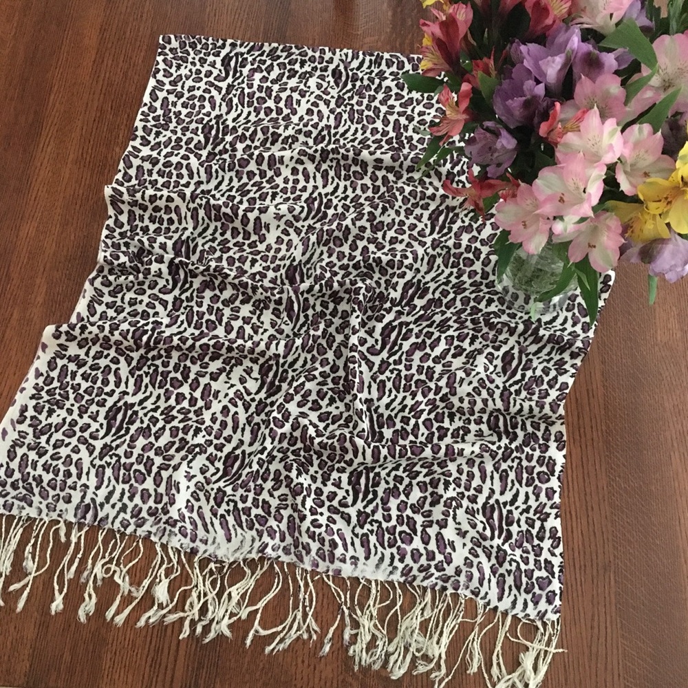 Purple Animal Print Scarf / Shall